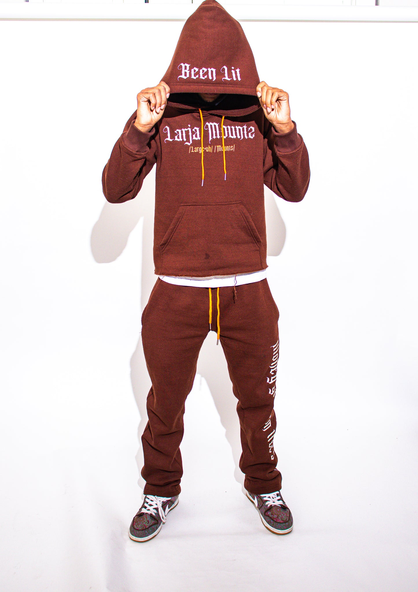 Brown “Been Lit” cropped hoodie